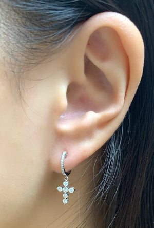 Cross Diamond Earrings E13901