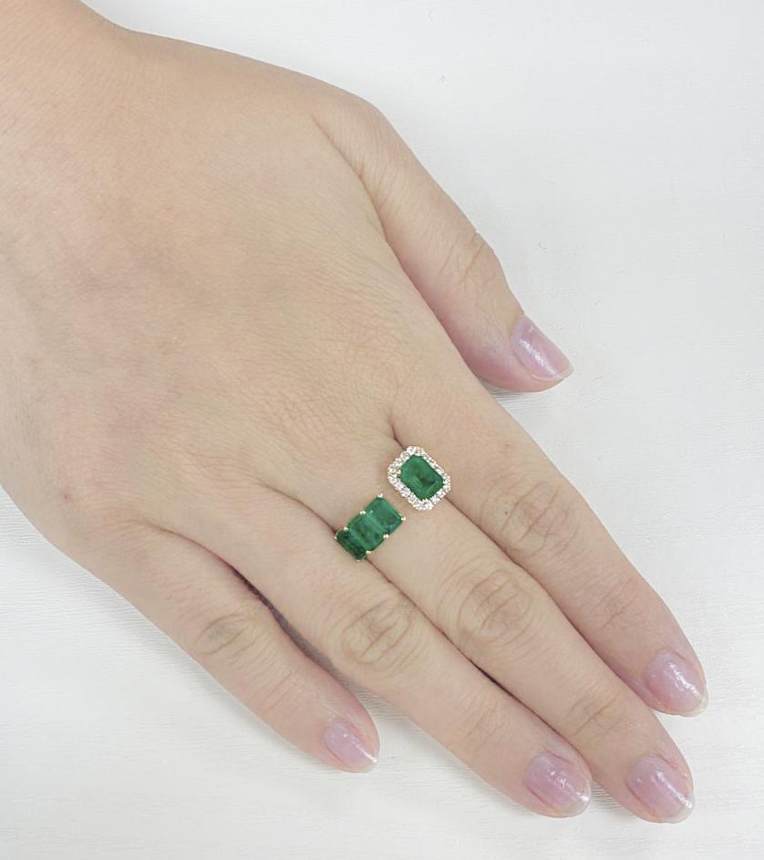 ( 4 X 6 mm + 5 x 7 mm ) Emerald & Diamond Ring R40810