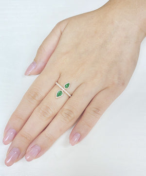 Emerald & Diamond Ring R39124